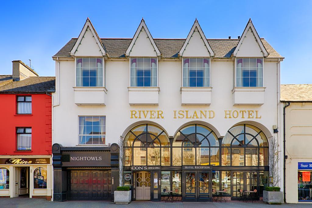 River Island Hotel